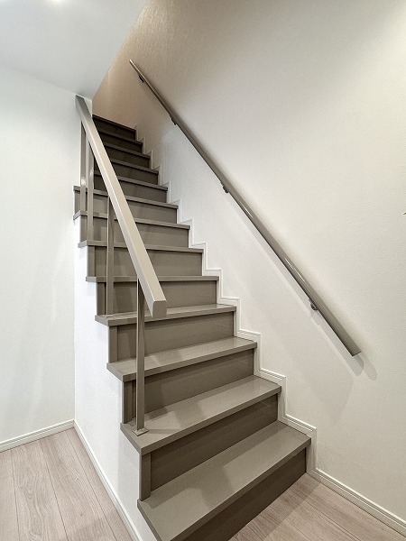 ディナ・スカーラ品川戸越_階段の写真