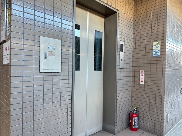 ビリジアン学芸大学　エレベーター