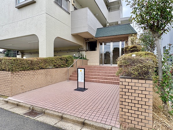 用賀ガーデンフラッツ　アプローチ