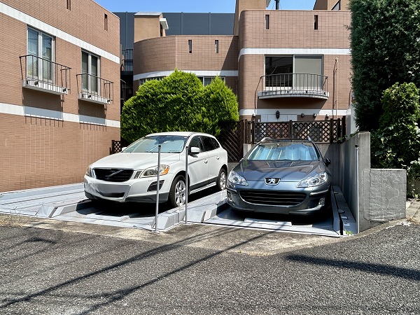 セボングランディール柿の木坂　駐車場