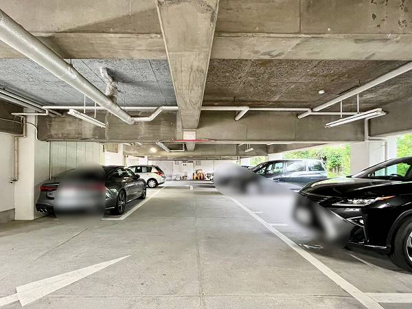 上野毛マープル松原 駐車場