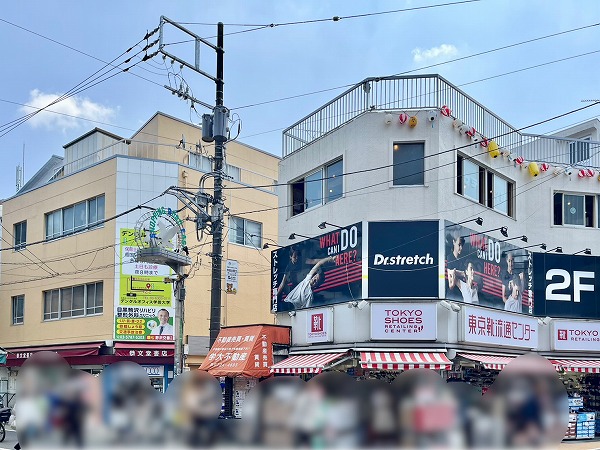 東口商店街の様子