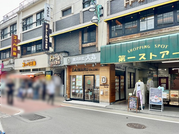 西口商店街の様子