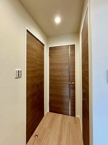 ライオンズマンション文京第2_メインルーム収納の写真