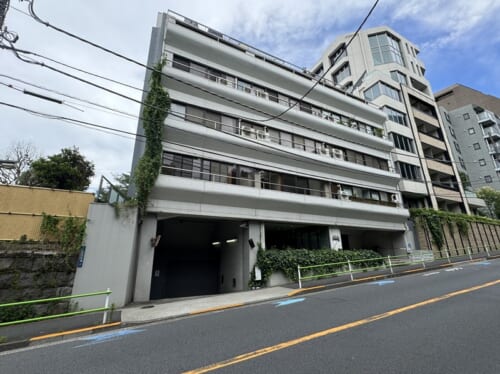 白金台シャスター