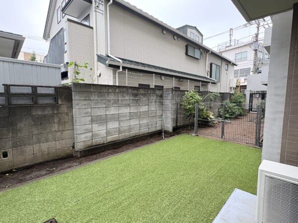ベルハイム下北沢_専用庭の写真