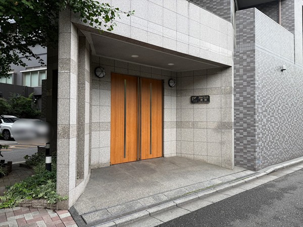 スカイコート原宿 アプローチ