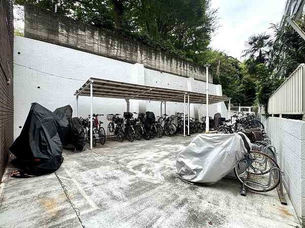 秀和第2三田綱町レジデンス 駐輪場
