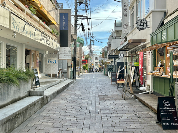石畳の路地