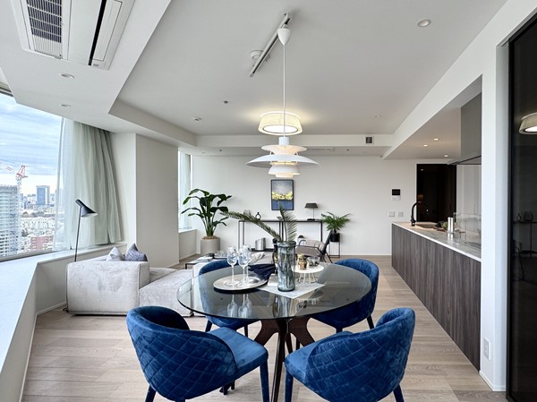 白金タワー_明るいLDKの写真