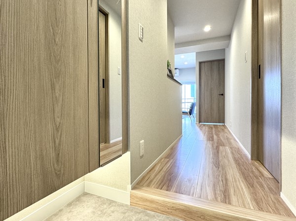 朝日中目黒マンション_玄関の写真