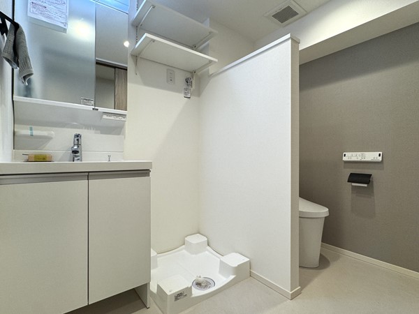 朝日中目黒マンション_洗面室の写真