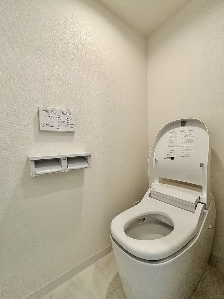 サンビュー外神田_シンプルなトイレの写真