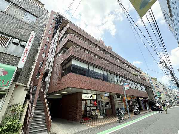 北参道ダイヤモンドパレス　外観