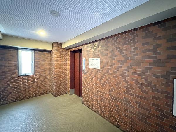 北参道ダイヤモンドパレス　エレベーターホール
