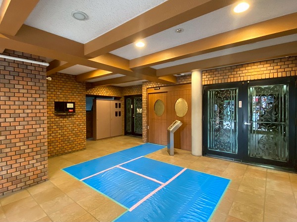 中野坂上アムフラット　エントランス