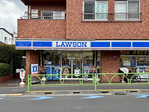 ローソン 弦巻二丁目店（当マンション1F）