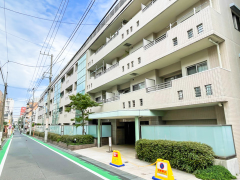 エム・ブランド新宿戸山公園