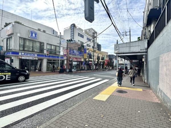 大森駅前のアーケード街