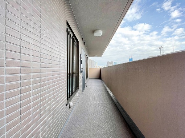 パルテール白金 外廊下