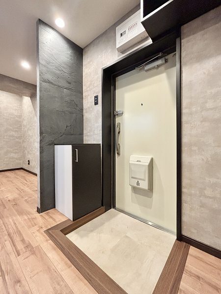 マンション高田馬場_オシャレな玄関の写真
