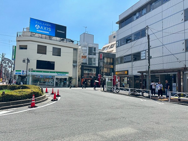 駅前ロータリー