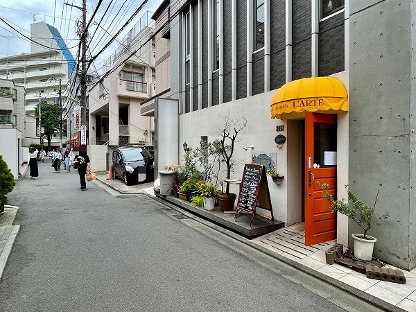 ファミール三軒茶屋へ向かう道