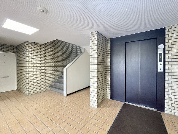 三井馬事公苑南ハイツ　エレベーター