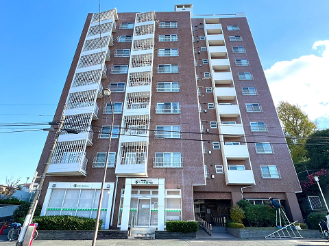 クレセントマンション