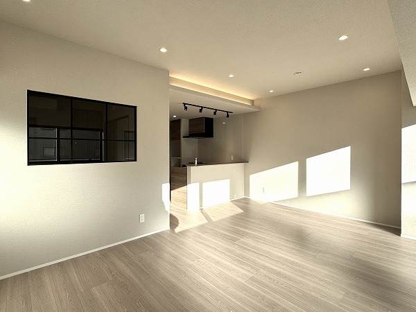 エンゼルハイム大森町参番館_LDKの写真2　