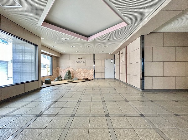 エンゼルハイム大森町参番館　エントランス