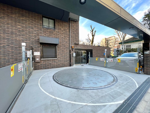 クレヴィア渋谷富ヶ谷　駐車場