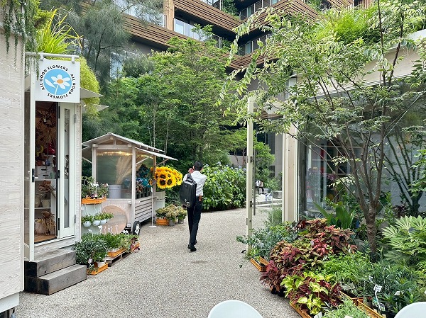 フォレストゲート代官山内の花屋