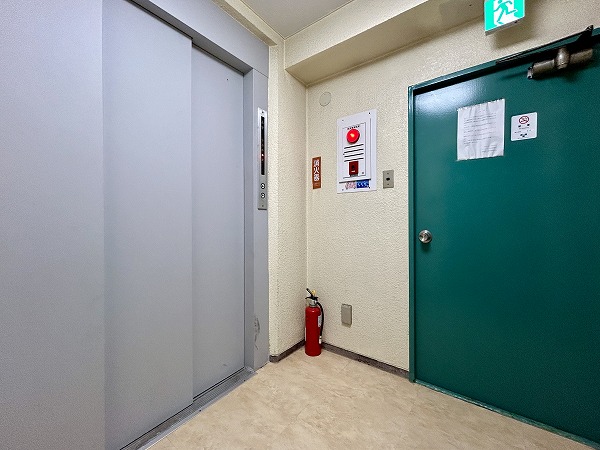 グリーンビュー白金　エレベーター