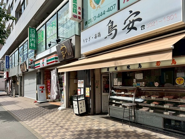 マンション1階 セブンイレブン