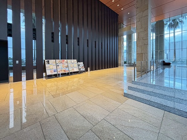 ワールドシティタワーズアクアタワー エントランスホール