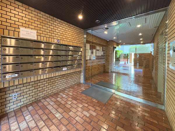 イトーピア渋谷桜ヶ丘　エントランス