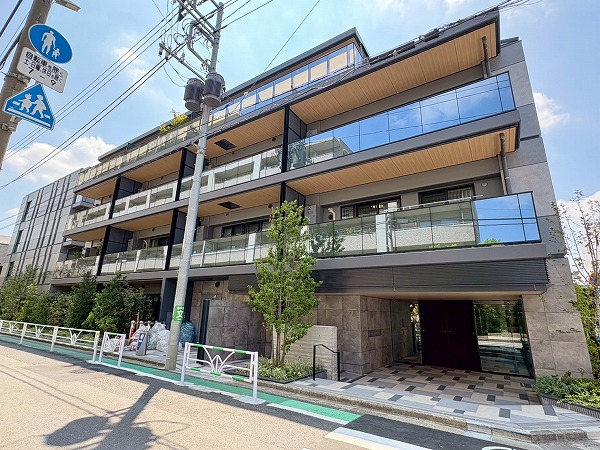 パークホームズ代々木西原　外観