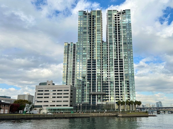 ワールドシティタワーズアクアタワー 外観