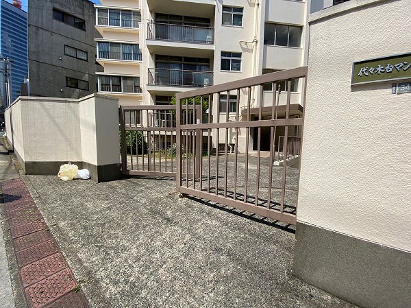 代々木台マンション アプローチ