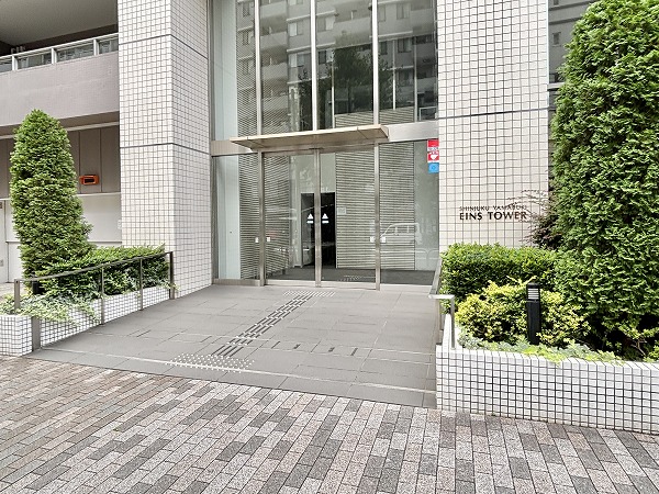 新宿山吹アインスタワー アプローチ