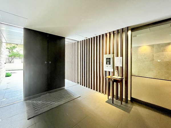 ウェリス麻布狸穴_エントランスの写真