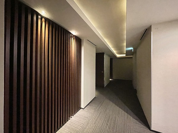 ウェリス麻布狸穴_内廊下の写真