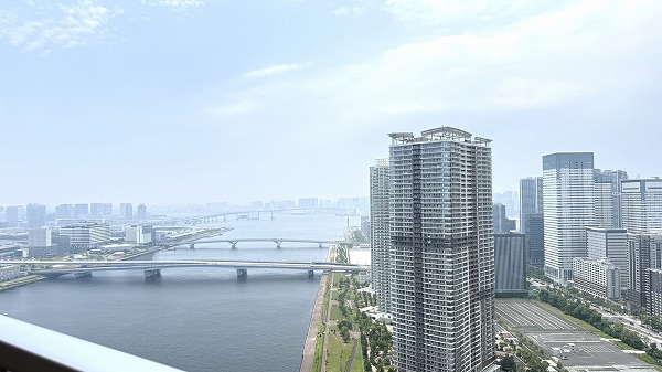 アーバンドックパークシティ豊洲タワーA_バルコニーからの眺望の写真