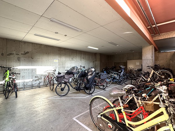 パレ・プラス大井町　駐輪場