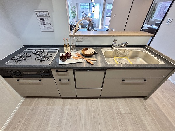 南青山ユニハイツ_使いやすそうなキッチンの写真