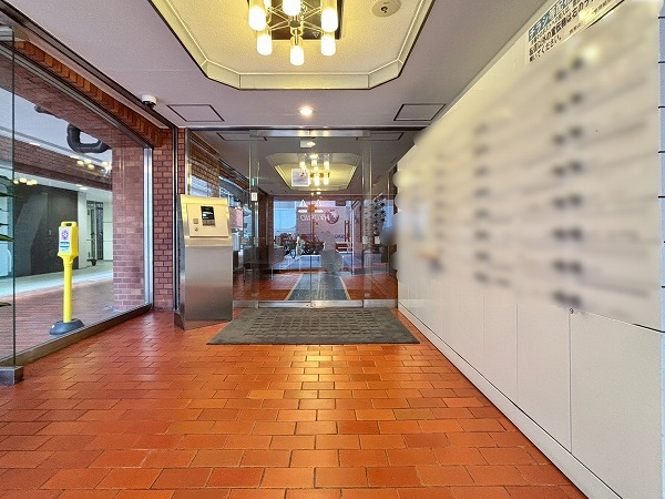 南青山ユニハイツ エントランス