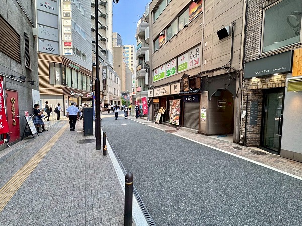 三田駅前
