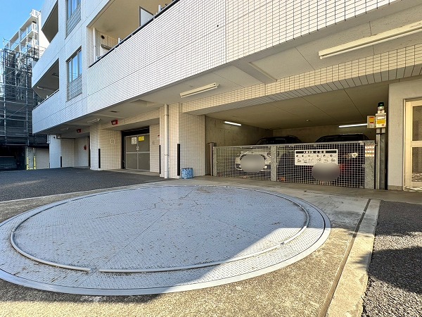 サンクタスガーデン砧　駐車場