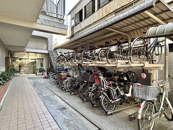 ニュー目黒フラワーマンション　駐輪場